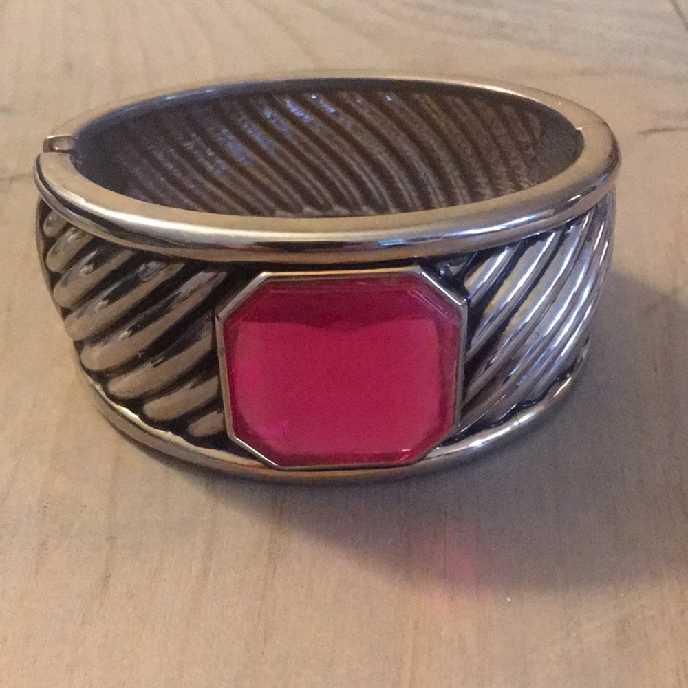 SOLD Chunky Silver Faceted Pink Gem Clamper Bracelet - Picture 1 of 3